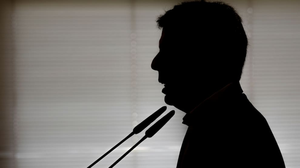 Rafns61's tweet photo. Donde están las grabaciones de las cámaras de seguridad de #ElVentorro y las entrevistas al personal o la factura, con su IVA y su hora, que difícil y turbio todo cuando se trata de la derecha.
#MazonDimisión 
#MazonMiserableDimision https://t.co/Eu1mZXZ1lQ