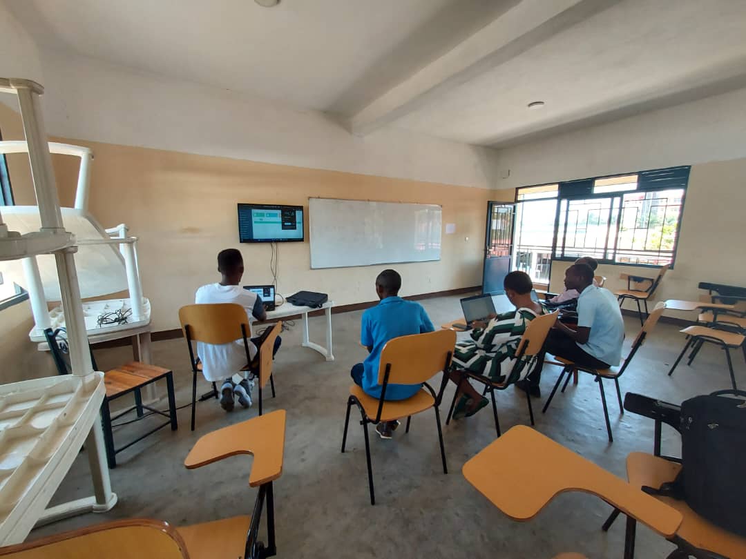 ufanisi_burundi's tweet photo. Africaner School Solution is not just a management system but a gamechanger tool in International school industry in Burundi. #AfricanerSolution #TheKingschool @KanezaDiane https://t.co/OswpnrGb9i