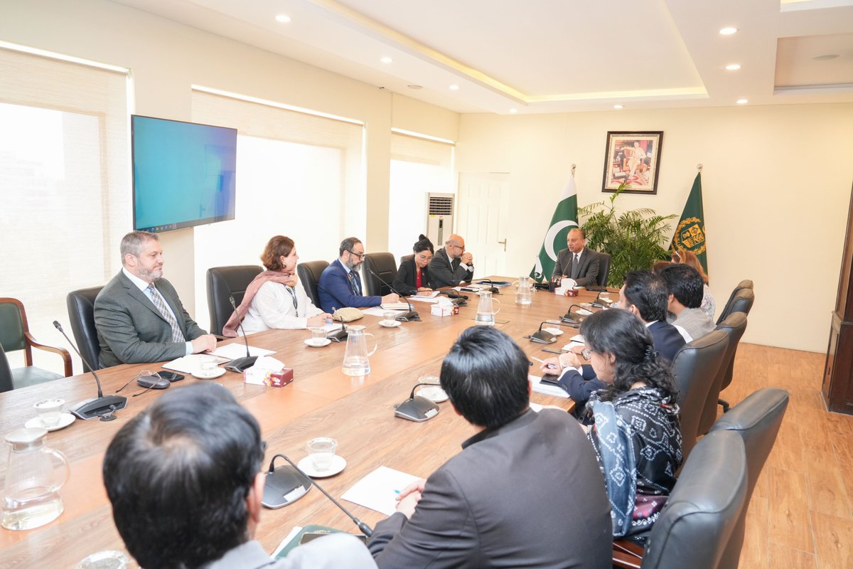 UNDP Pakistan (@undp_pakistan) on Twitter photo #UNDPinPakistan’s Resident Representative @SamuelRizk, UNDP, and <a href="/UNDESA/">UN DESA</a> teams called on Federal Minister for <a href="/ClimateChangePK/">Ministry of Climate Change, Pakistan</a> H.E. @DrMusadik to brief him on preparations for the upcoming 4th International #FinancingForDevelopment & SDG Investment Fair 2025 in 🇪🇸, including #UNDPinPakistan’s Resident Representative @SamuelRizk, UNDP, and <a href="/UNDESA/">UN DESA</a> teams called on Federal Minister for <a href="/ClimateChangePK/">Ministry of Climate Change, Pakistan</a> H.E. @DrMusadik to brief him on preparations for the upcoming 4th International #FinancingForDevelopment & SDG Investment Fair 2025 in 🇪🇸, including