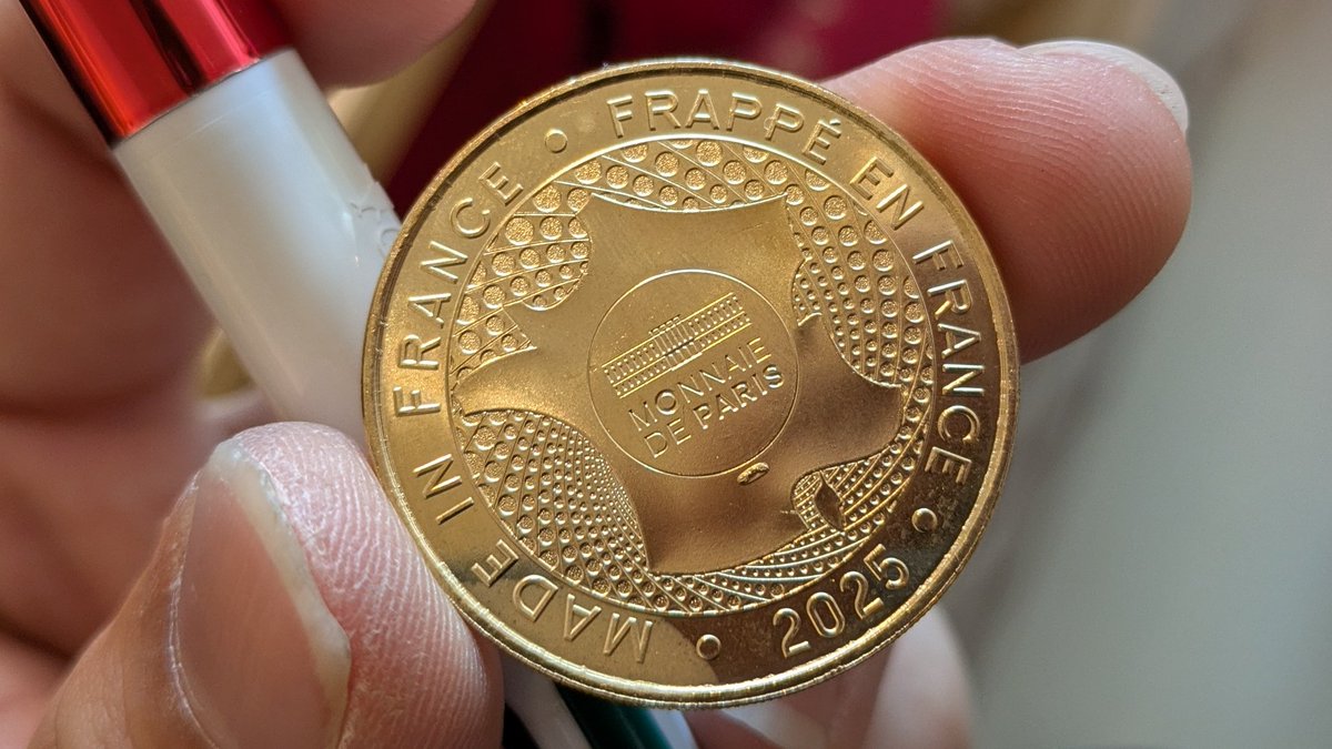 フランス館で販売していた記念コインのお値段が600円だったので衝動買いした #大阪・関西万博