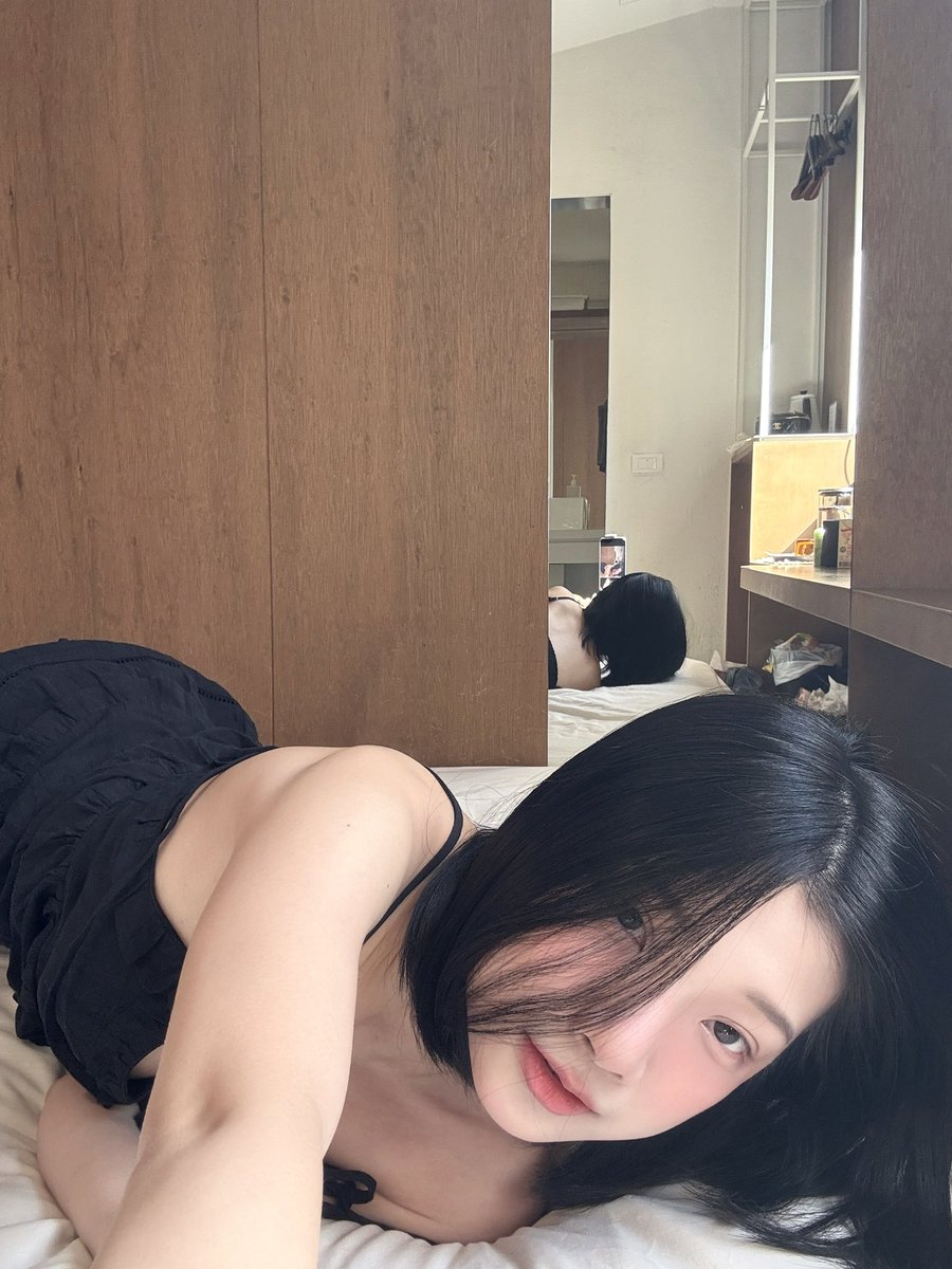 https://t.co/VLEqBdAHCR
滑下來的部分…👆🏻晚點給你們看 嘻嘻 https://t.co/QDjkbykllh