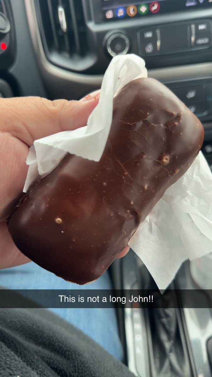 Yo <a href="/dunkindonuts/">Dunkin'</a> what is this BS!? #donut #dunkindonuts