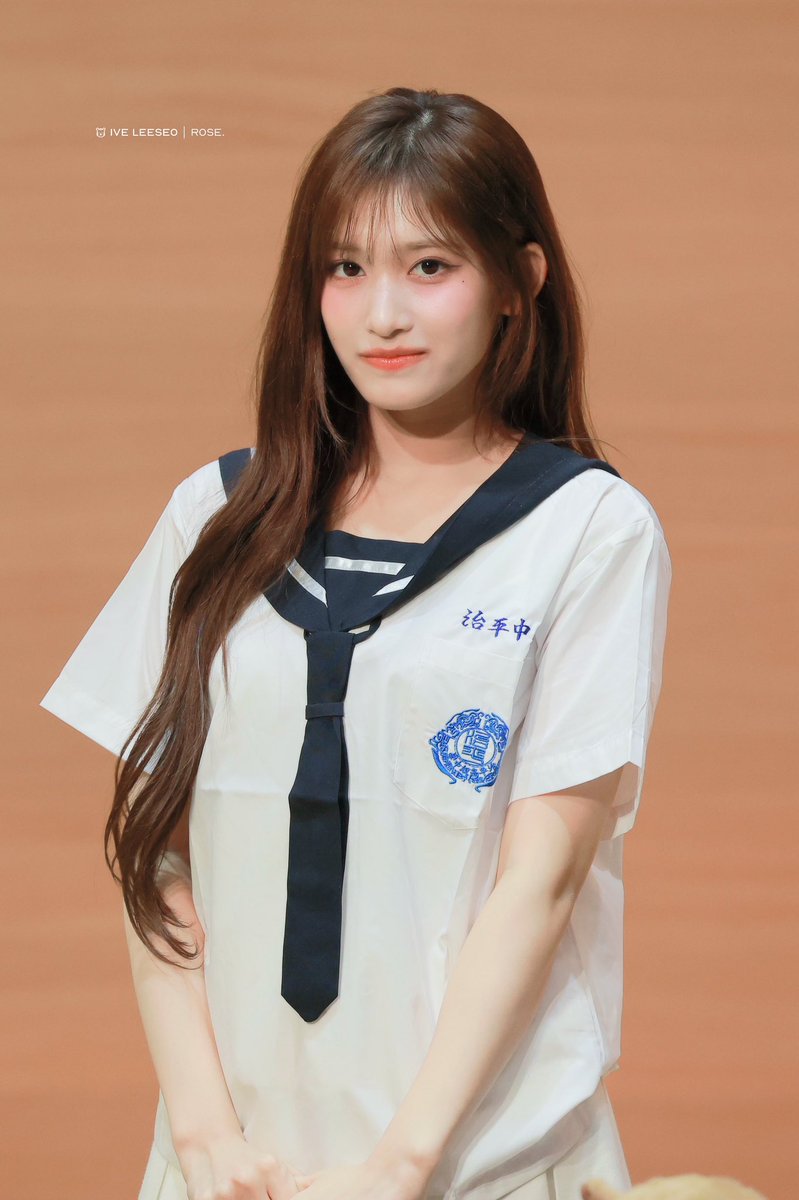 Rose_wyls's tweet photo. 250417

#IVE #아이브 #이서 #イソ #LEESEO @IVE_twt https://t.co/jSzub3s5Kn