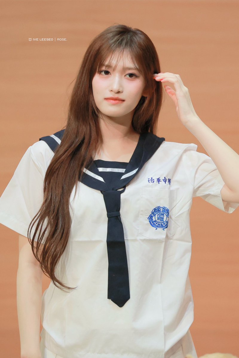 Rose_wyls's tweet photo. 250417

#IVE #아이브 #이서 #イソ #LEESEO @IVE_twt https://t.co/jSzub3s5Kn