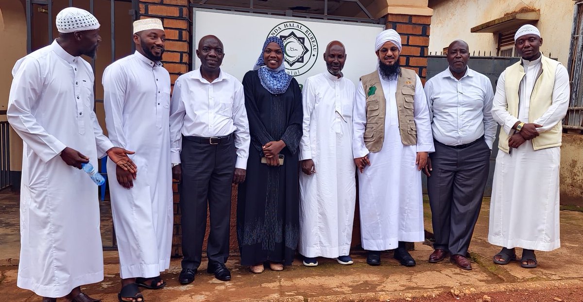 Uganda Halal Bureau is honoured  to host Dr. Sheikh Muhammad Ali Shinqiti from Saudi Arabia together with other Muslim scholars from Saudi Arabia &amp; Jordan. 
He commended UHB's unwavering commitment to safeguarding the rights and values of all Halal conscious consumers.