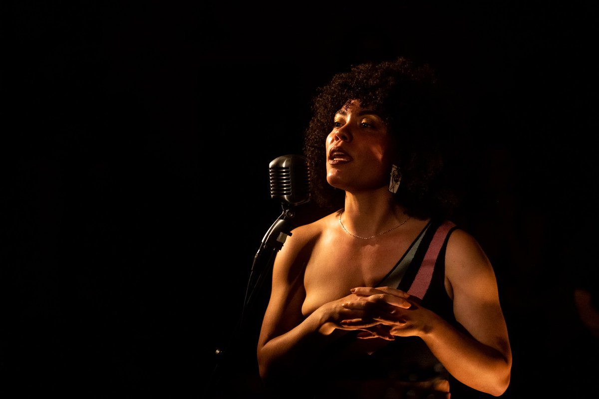 For her third ever live performance with a full band, the incredibly soulful <a href="/madmcferrin/">Madison McFerrin</a> reached beyond her unique a cappella sound, dubbed “soul-a-pella” by <a href="/questlove/">?st</a>, for an enraptured crowd at Glasshaus.

She was accompanied by three harmony singers––Zaniah,