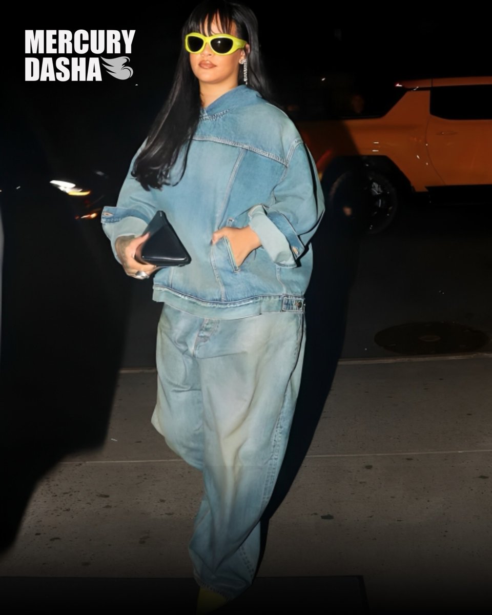 Mercury_Dasha's tweet image. 3 of Rihanna’s boldest street style looks. Which one slays and which one flops? 🖤 Designers, has her style inspired you lately? Drop your thoughts below! #fashtech #fashionai #fashion #fashiondesign #fashiontrends #fashionista
