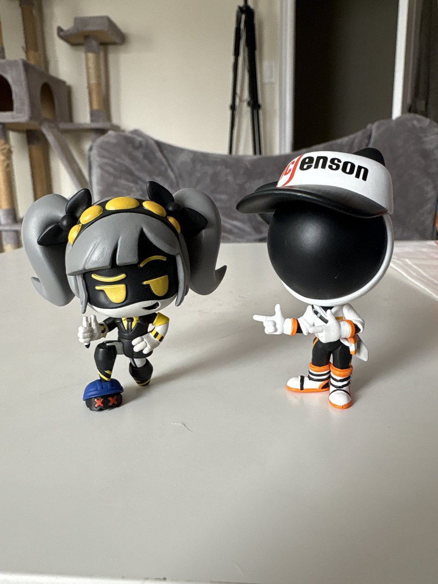 rawlesbianenrgy's tweet photo. Got these little guys yesterday and honestly could not have been a more perfect pull for me
#murderdrones #murderdronesmerch https://t.co/xEf0KKPKrf
