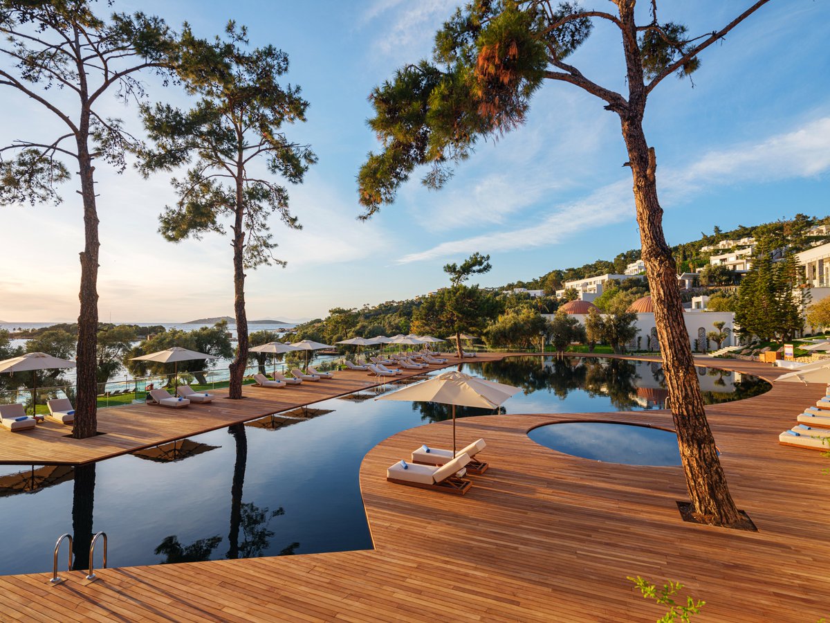 Accor expands its network in the Americas with the addition of 17 ...
