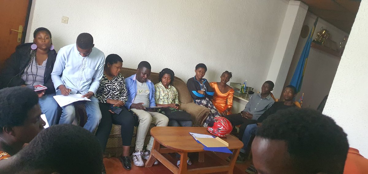 NYCByumba's tweet photo. Byumba sector NYC 

None tariki ya 17/04/2025 mu murenge wa Byumba kubufatanye n'umushinga Y4Y project  mu murenge wa Byumba hakozwe amahugurwa yo guhugura ba rwiyemeza mirimo bato na ba rwiyemezamirimo ba nini murwego rwo kuzamura imikorere yabo https://t.co/GA6yNgnFXx