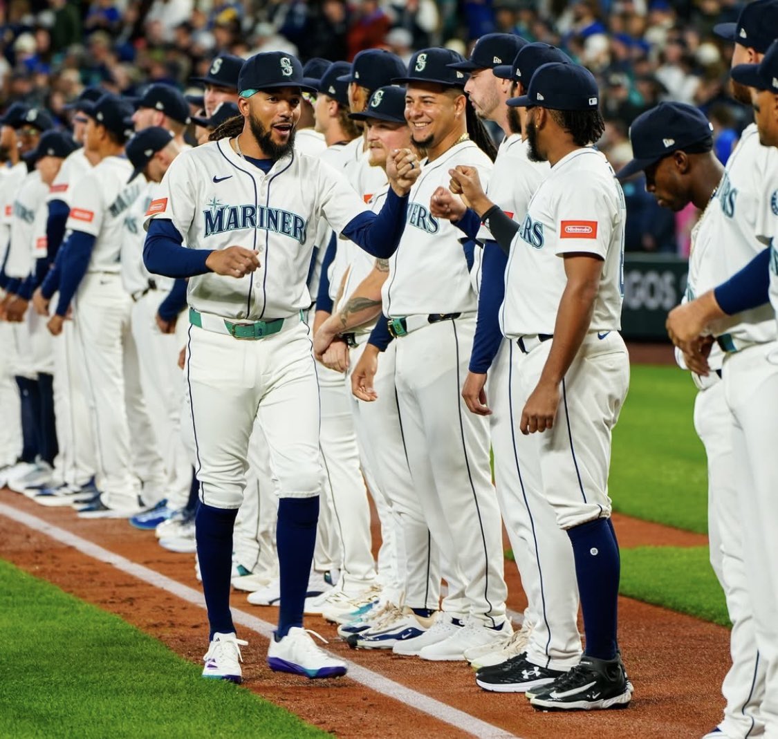 Dirty Bubble Bets (@dirtybubblebets) on Twitter photo FREE EARLY MLB SQUAD RIDE ⚾️⚾️
Run It Back Today After KBO? 👀🔥
75 LIKES ❤️ + RTS ♻️ + COMMENTS 🗣️
Only Posting Play If The Goal Is Met ✍🏼
Need A Book? DM <a href="/Play_Texan/">Play Texan Sportsbook</a> 📚 FREE EARLY MLB SQUAD RIDE ⚾️⚾️
Run It Back Today After KBO? 👀🔥
75 LIKES ❤️ + RTS ♻️ + COMMENTS 🗣️
Only Posting Play If The Goal Is Met ✍🏼
Need A Book? DM <a href="/Play_Texan/">Play Texan Sportsbook</a> 📚