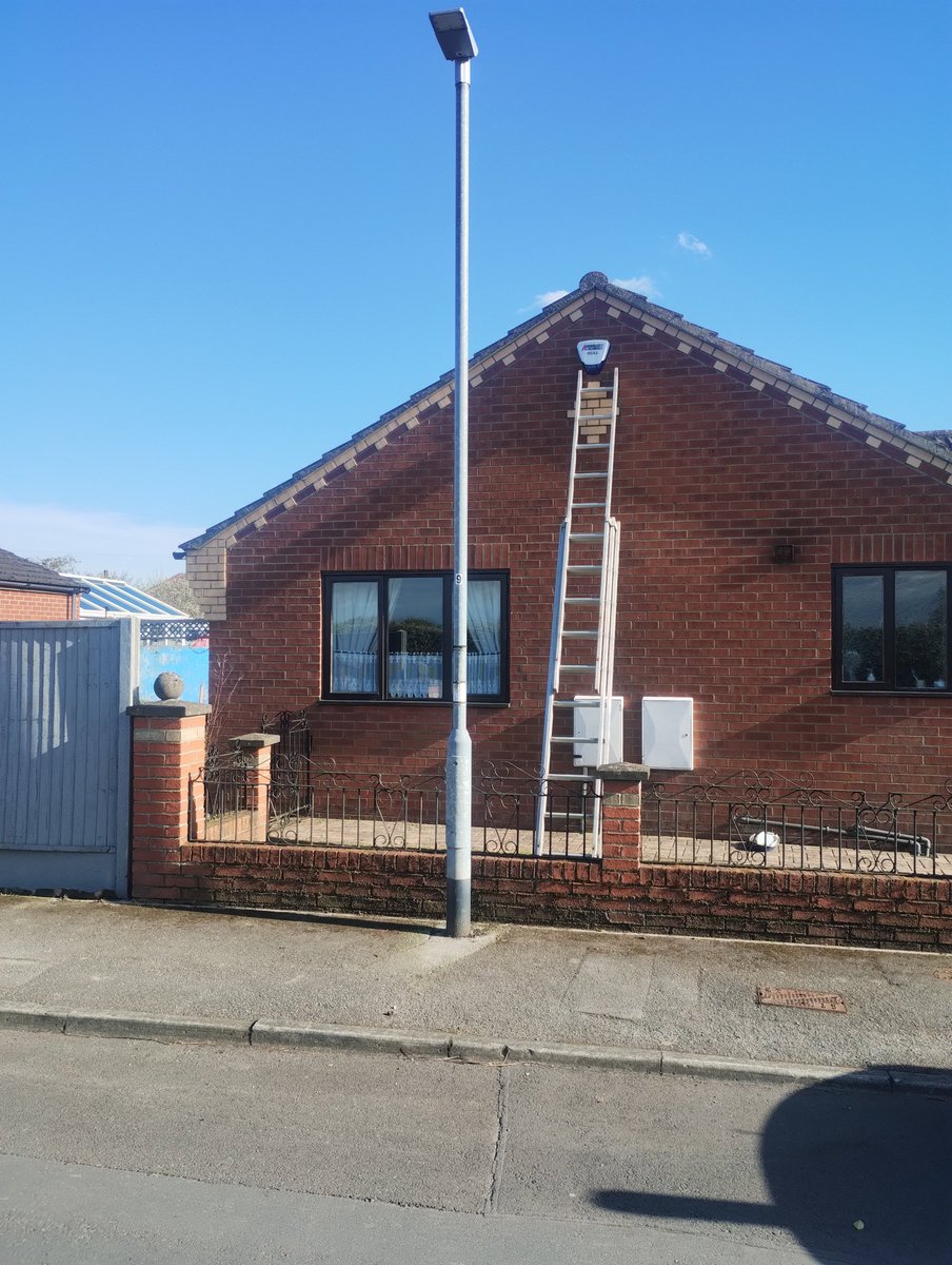 Need an alarm repairing or replacing in HU12 ?