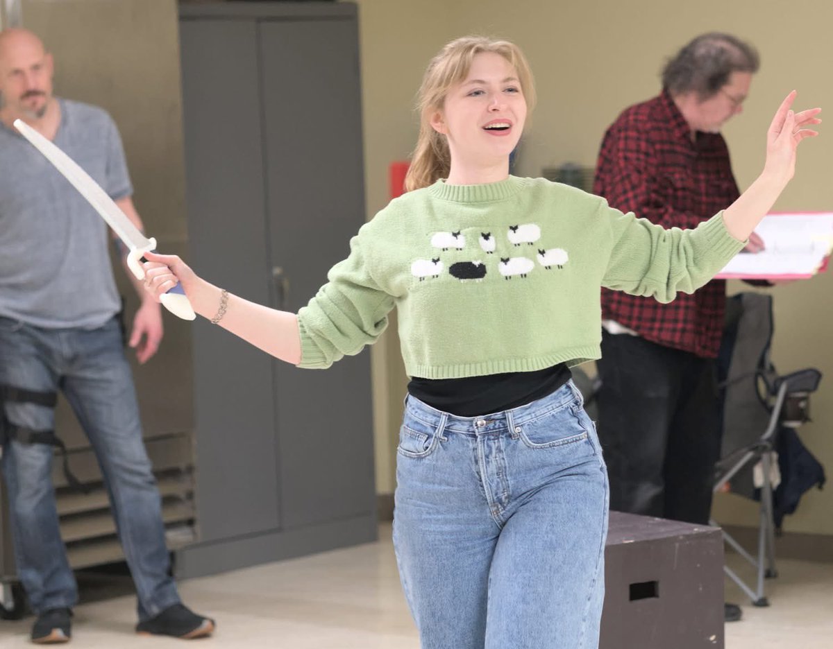 madshakes's tweet photo. Tonight on @wortradio Radio Literature, director Sam D. White, Joshua Woolfolk (Henry V) and Amelia Eichmeier (Katherine), and producer Jason Compton discuss and preview Shakespeare's sprawling drama. 7:30 PM on 89.9 FM locally or streaming worldwide on https://t.co/OY4Nmii8p7 . https://t.co/YtAGAhctO2