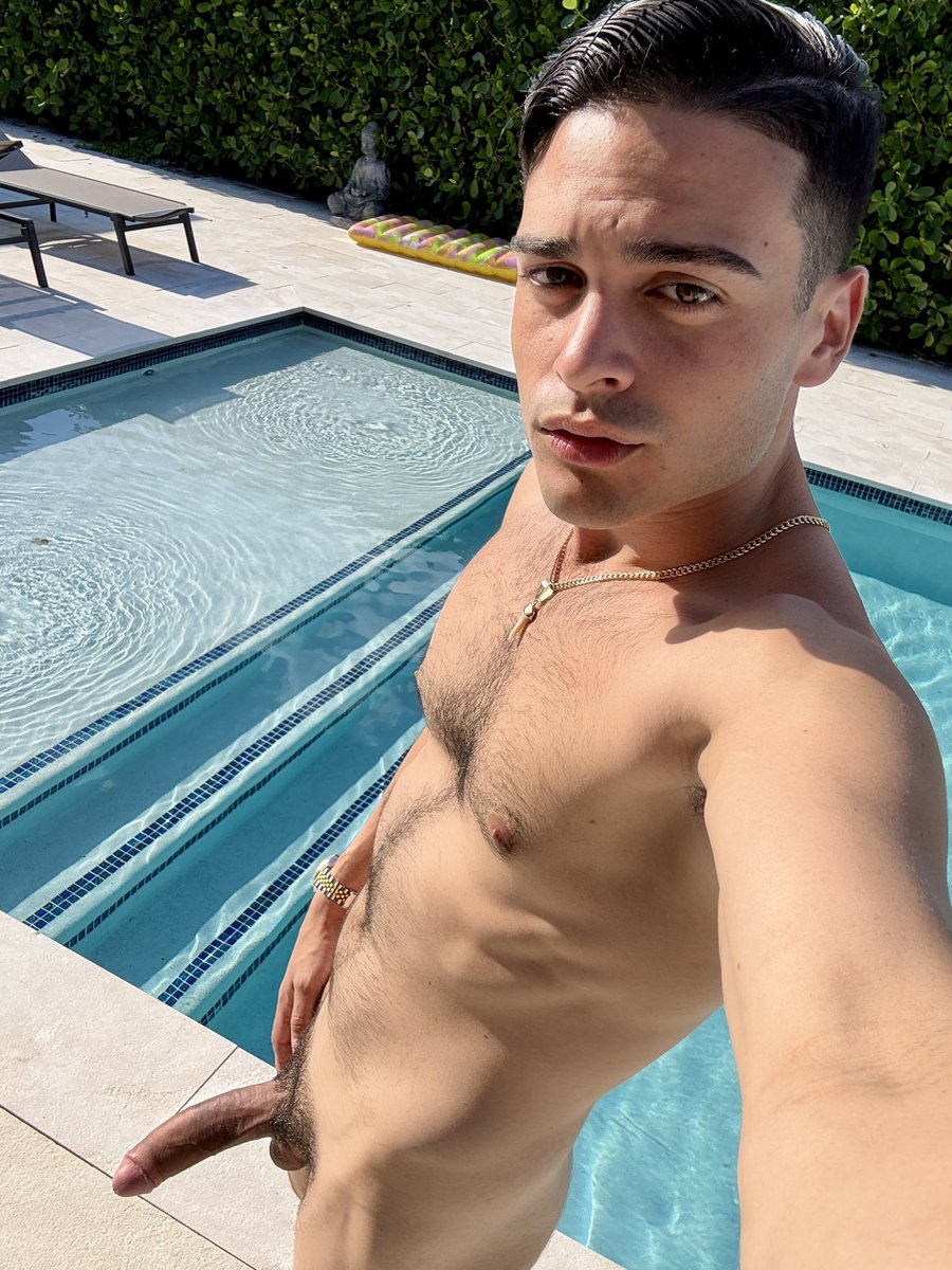Leo Valentino tweet media