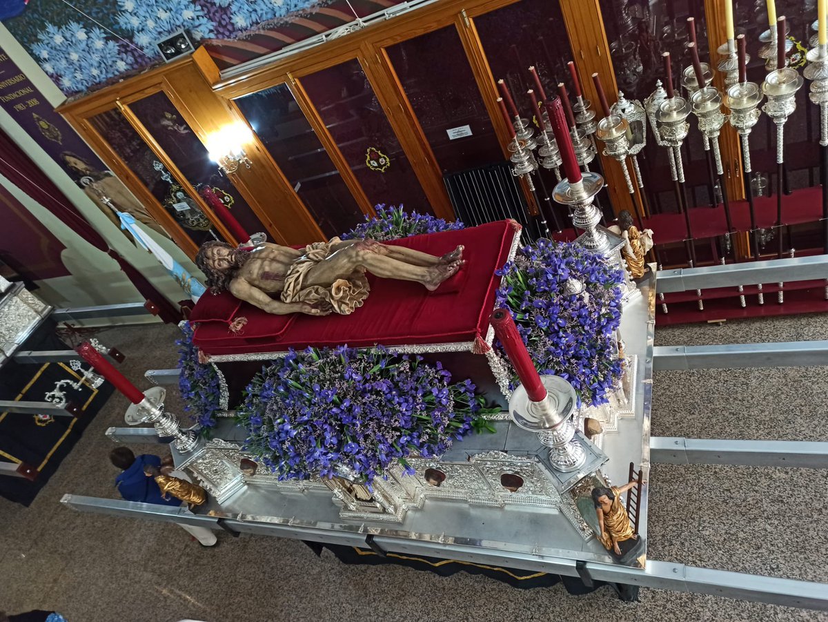 Hermandad del Yacente tweet media