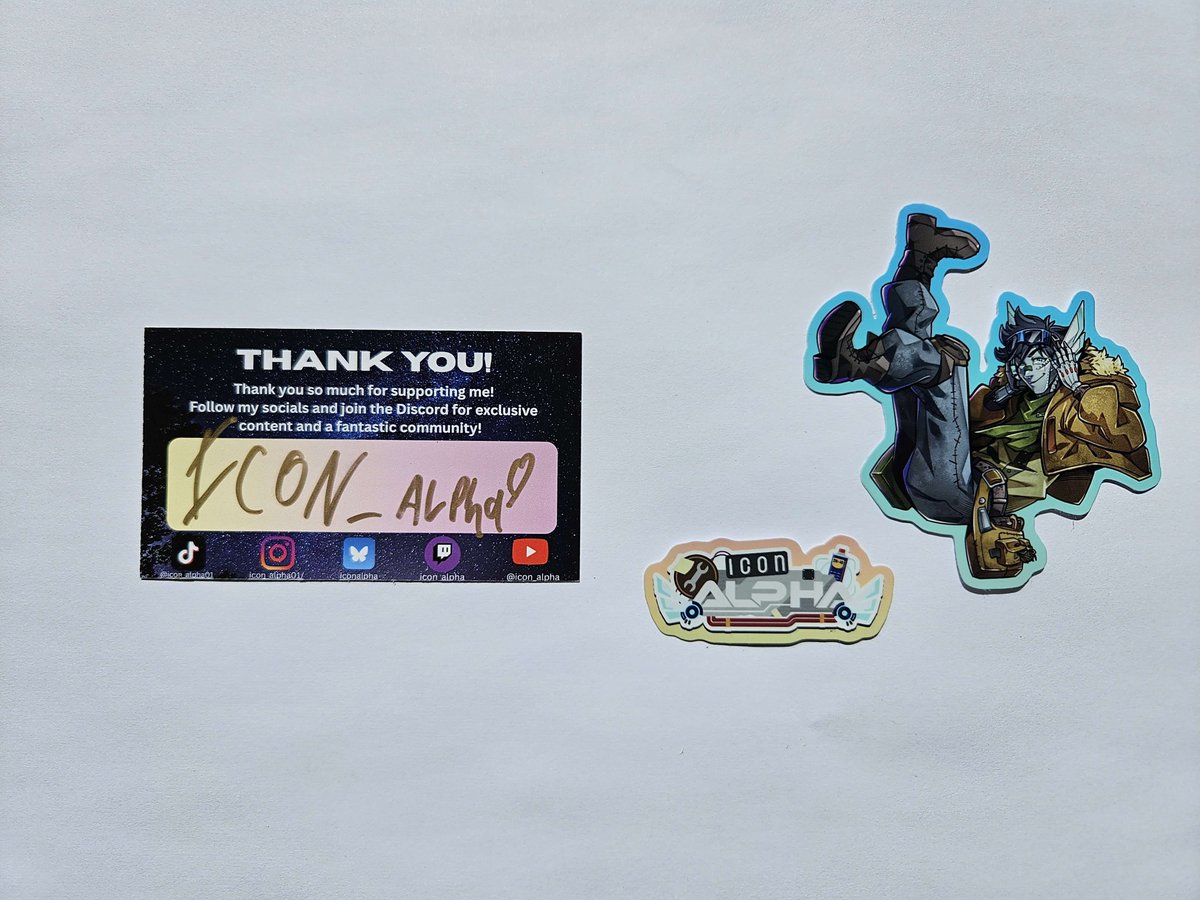 Icon (pre debut)👁👄👁 tweet media