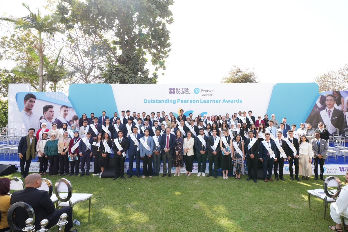 يسعدنا استضافة حفل تكريم الطلاب المتفوقين من بيرسون بالشراكة مع بيرسون و<a href="/BritishCouncil/">British Council</a>
نحتفل بأكثر من 80 طالباً وطالبة من المدارس الدولية في مصر لتفوقهم في اختبارات IGCSE وA-Level.
فخورون بدعم التعليم والتميز الأكاديمي!
#التعليم_البريطاني #السفارة_البريطانية <a href="/pearson/">Pearson</a> <a href="/cathscarr/">Catherine Carr</a>