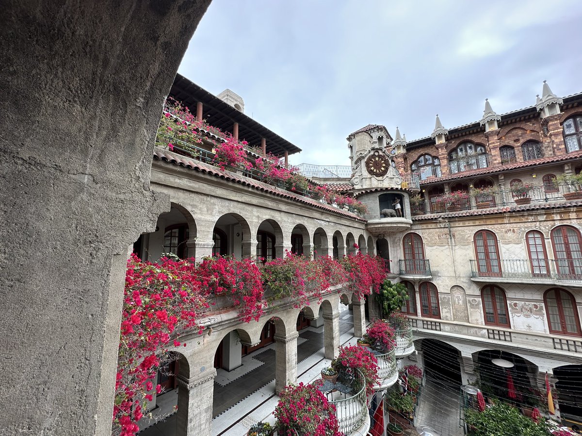 Victor_Cass's tweet image. The historian Alyse and I celebrating the conclusion of the first season of our podcast, “The Little Old Murder From Pasadena,” at the historic Mission Inn in Riverside, CA, the largest mission revival style building in the United States #missioninn #history #TrueCrime #podcast