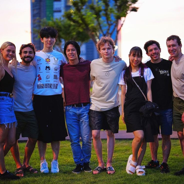 진짜 아무리 봐도 교환학생 프로그램 사진 같음