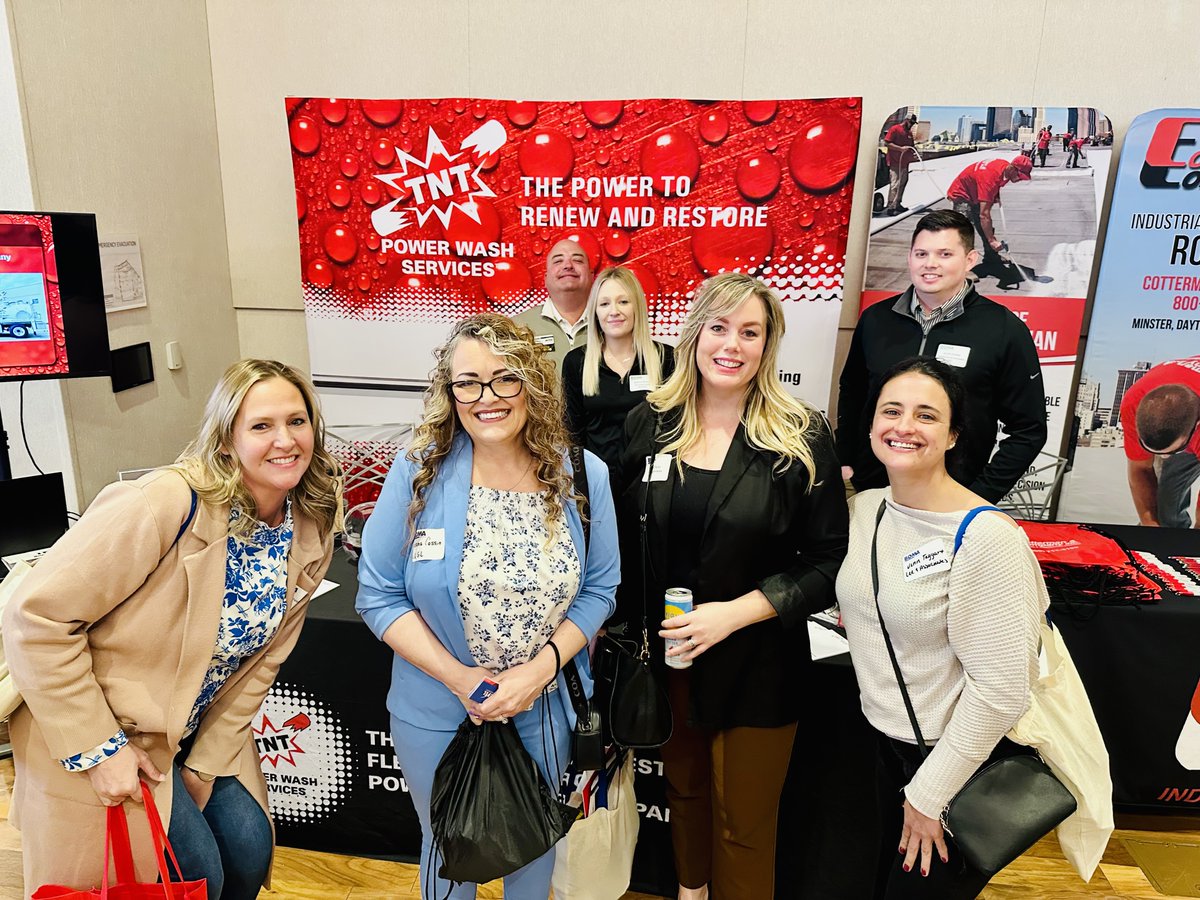 LeeColumbusOH's tweet photo. What a great day at the BOMA Columbus Vendor Expo yesterday!

#BOMAColumbus #CommercialRealEstate #PropertyManagement #Networking #CRECommunity #VendorExpo https://t.co/WVG2KvuYER