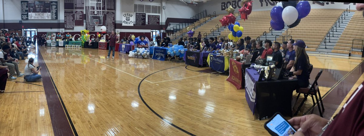 shane_rink (@shane_rink) on Twitter photo It’s a GREAT DAY in Cy-Fair America!!!
13 athletes signing today! 30 athletes for the year
#BFND
<a href="/millerjeff15/">Jeff Miller</a>
<a href="/BFND_Football/">Cy-Fair HS Football</a> It’s a GREAT DAY in Cy-Fair America!!!
13 athletes signing today! 30 athletes for the year
#BFND
<a href="/millerjeff15/">Jeff Miller</a>
<a href="/BFND_Football/">Cy-Fair HS Football</a>