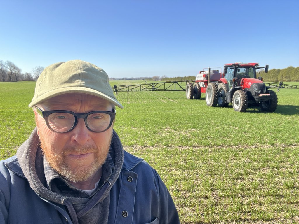 Time to feed the wheat!  The view in front and behind me. #ontag #wheat #spring