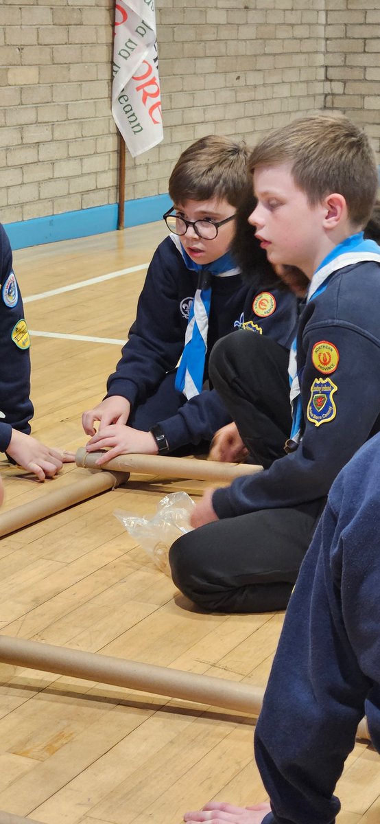 newryscouts's tweet photo. Brilliant Cub ๐บ meeting this week, they are sailing their way through the pioneering badge! ๐ชข
#scoutingtogether #scoutingireland #friendship #youthled #pioneering #cubscouts https://t.co/YnYm33sUjQ