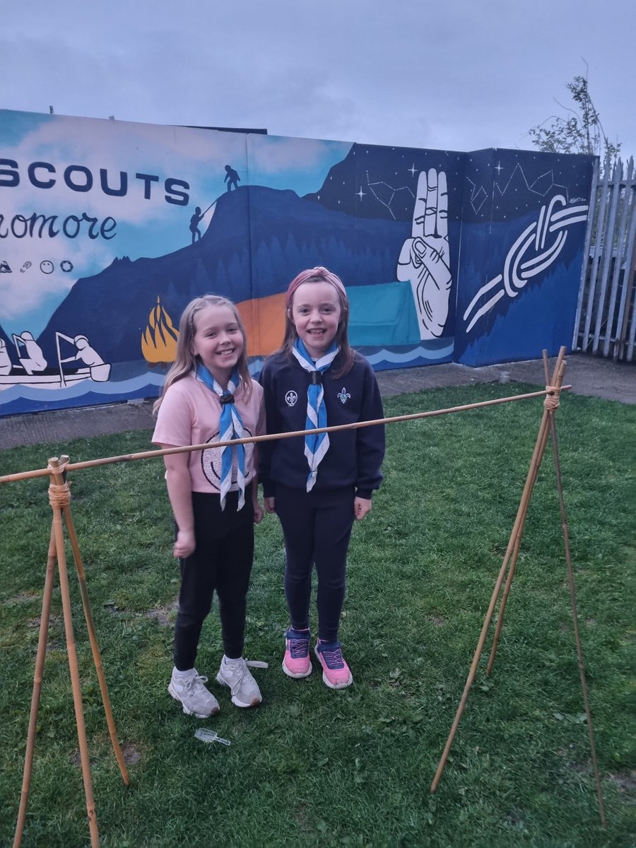 newryscouts's tweet photo. Brilliant Cub ๐บ meeting this week, they are sailing their way through the pioneering badge! ๐ชข
#scoutingtogether #scoutingireland #friendship #youthled #pioneering #cubscouts https://t.co/YnYm33sUjQ