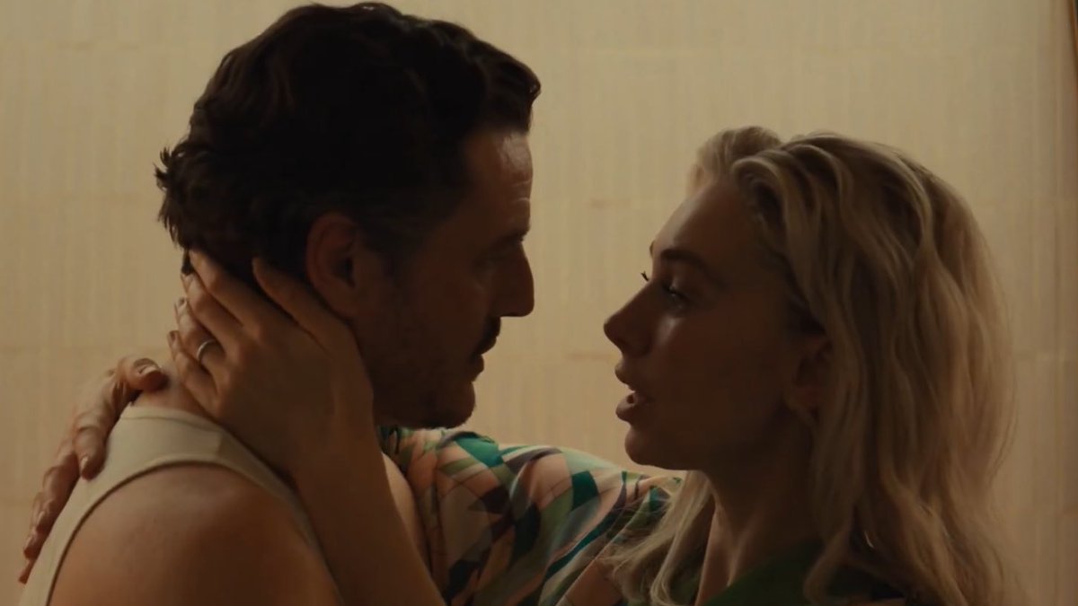 FilmUpdates's tweet photo. Pedro Pascal and Vanessa Kirby as Reed Richards and Sue Storm in ‘THE FANTASTIC FOUR: FIRST STEPS’ https://t.co/dQ80x3MO5q