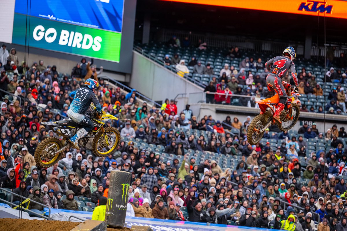 Adam Stern (@a_s12) on Twitter photo Motor bike viewership from last weekend:
1) <a href="/SupercrossLIVE/">Supercross LIVE!</a> in Philly (@NBC + @Peacock): 526,000
2) <a href="/MotoGP/">MotoGP™🏁</a> in Qatar (<a href="/FoxBusiness/">FOX Business</a> + <a href="/FS1/">FS1</a>): 45,000 for live showing, 43,000 for replay Motor bike viewership from last weekend:
1) <a href="/SupercrossLIVE/">Supercross LIVE!</a> in Philly (@NBC + @Peacock): 526,000
2) <a href="/MotoGP/">MotoGP™🏁</a> in Qatar (<a href="/FoxBusiness/">FOX Business</a> + <a href="/FS1/">FS1</a>): 45,000 for live showing, 43,000 for replay