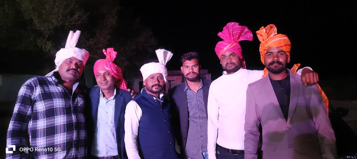 dileepkumarim's tweet photo. दिलीप कुमार बघेली कलाकार https://t.co/A7IsSBJgmR