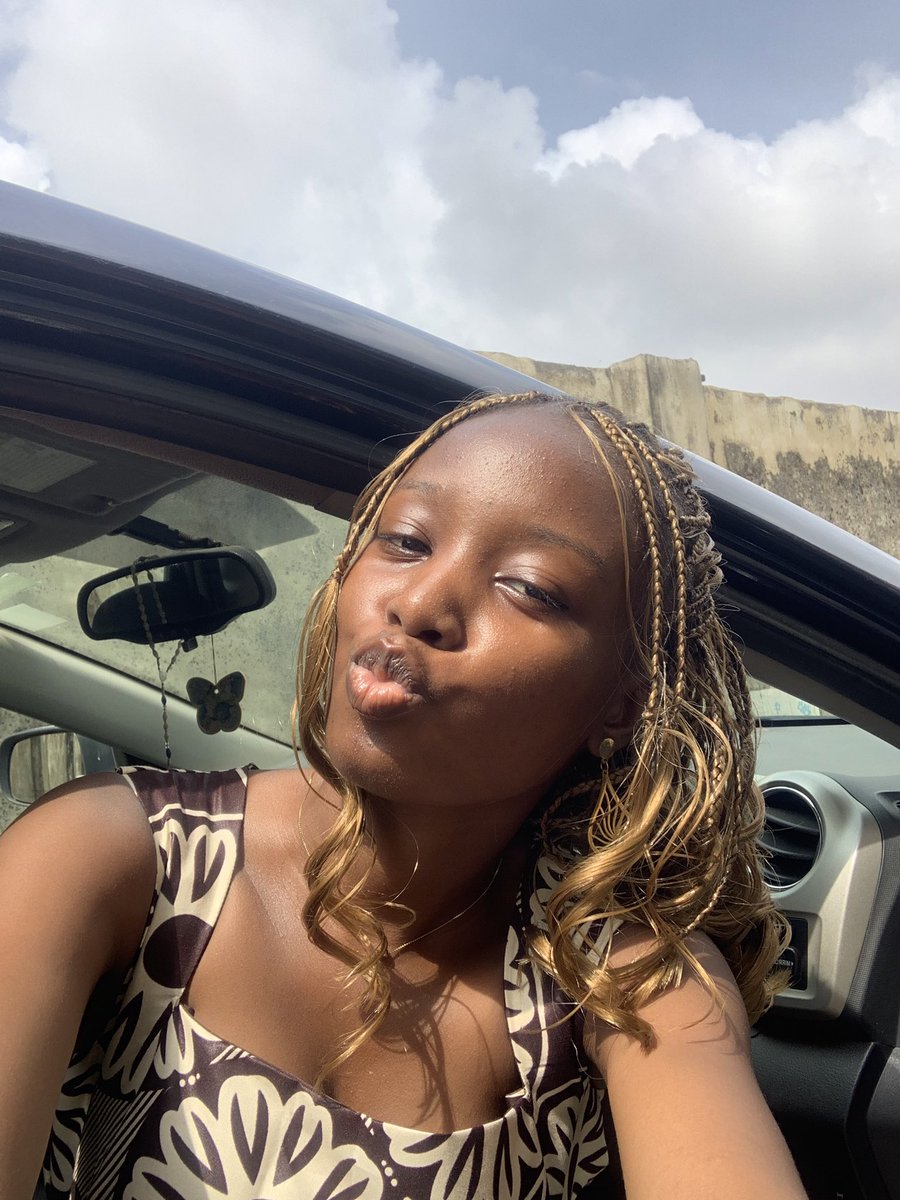 temibillions_'s tweet photo. Older in this economy!🫠🎊❤️ https://t.co/SQxv8o9NJb