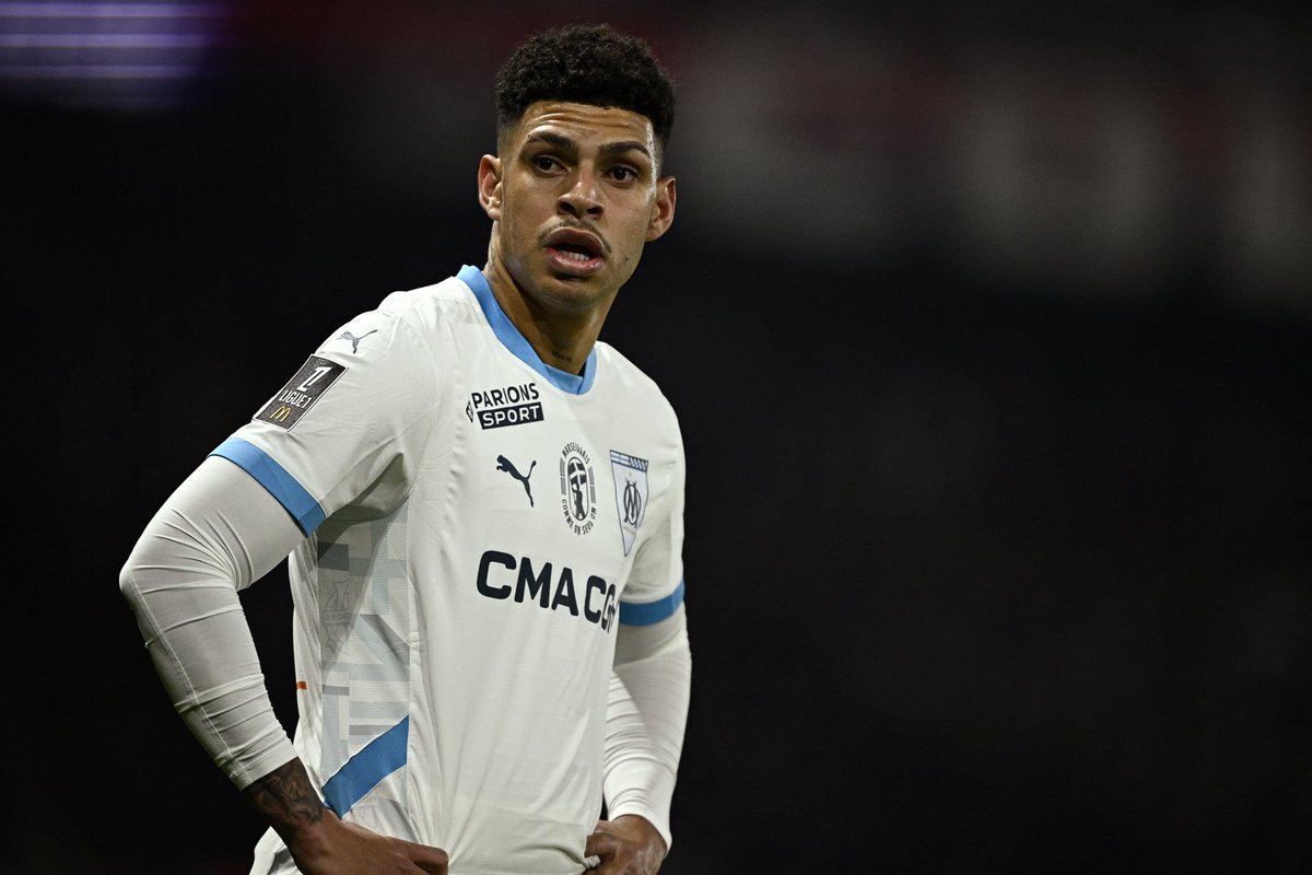 FabrizioRomano's tweet image. 🚨🇧🇷 Understand Inter are in advanced talks with Luis Henrique over personal terms, he’s keen on joining Inter.

Inter and Olympique Marseille are in talks with initial gap in valuation around €10m for total package requested around €30/35m.

❗️ FC Bayern are also interested.