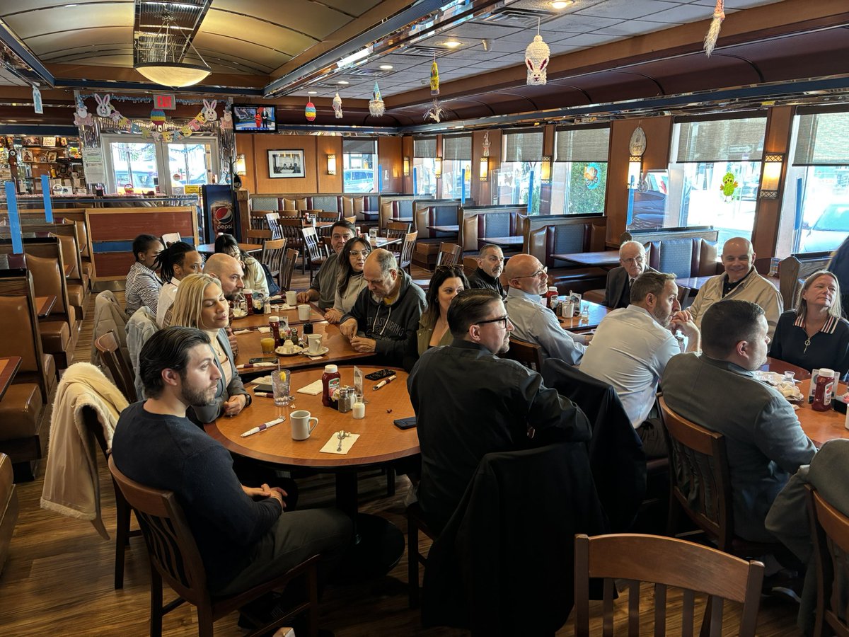 Networking fosters business growth and supports entrepreneurial success.  Thank you to Nutley Diner for hosting our April Membership Breakfast allowing our business owners to open doors to new opportunities! ☕️🍳🤝
