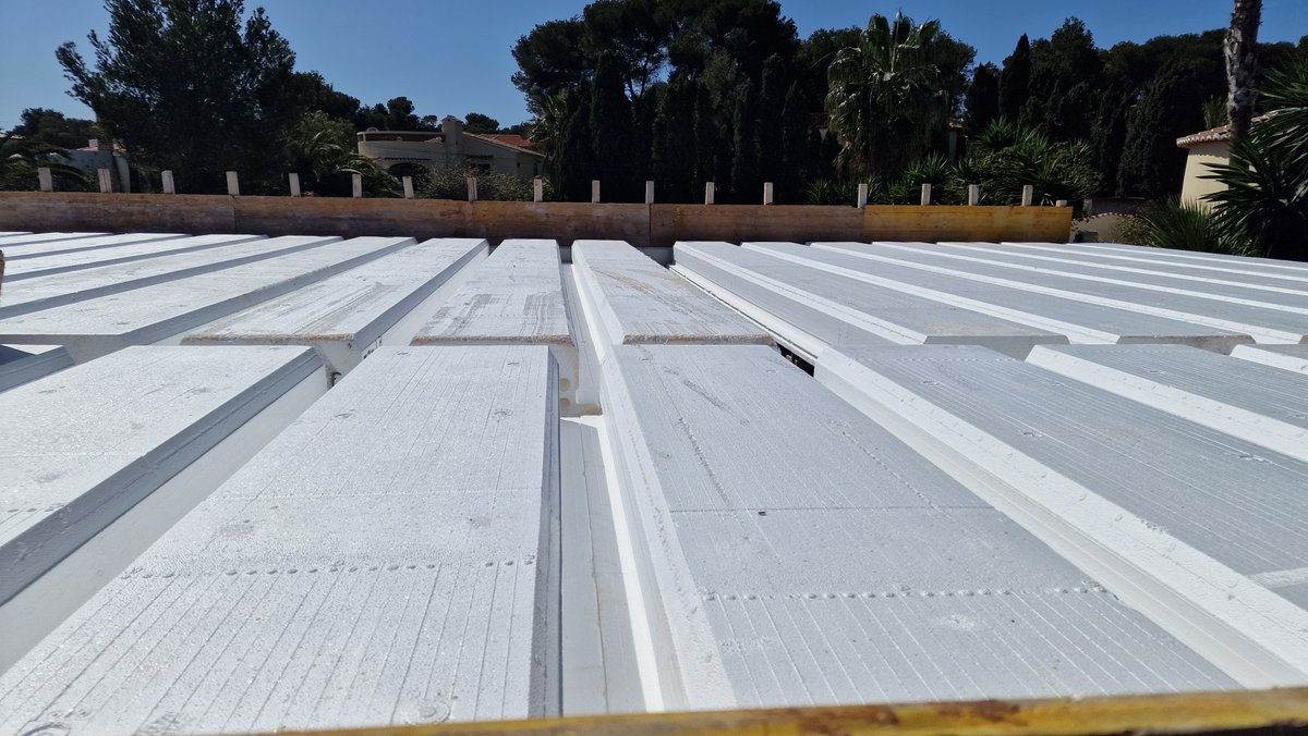 StyroStone's tweet photo. Styro Stone floor system in Jávea / Spain (https://t.co/TFbILRAyC5). Contact us for a visit. 
#StyroStone #ICF #NZEB https://t.co/fABJty6jYm