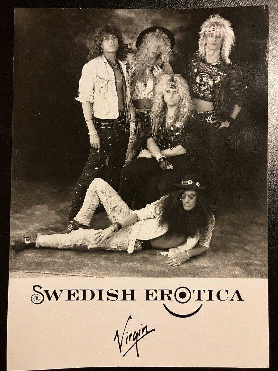 スウェディッシュエロチカって検索するとマジでスウェーデン人のポルノしか出てこないから気をつけよう