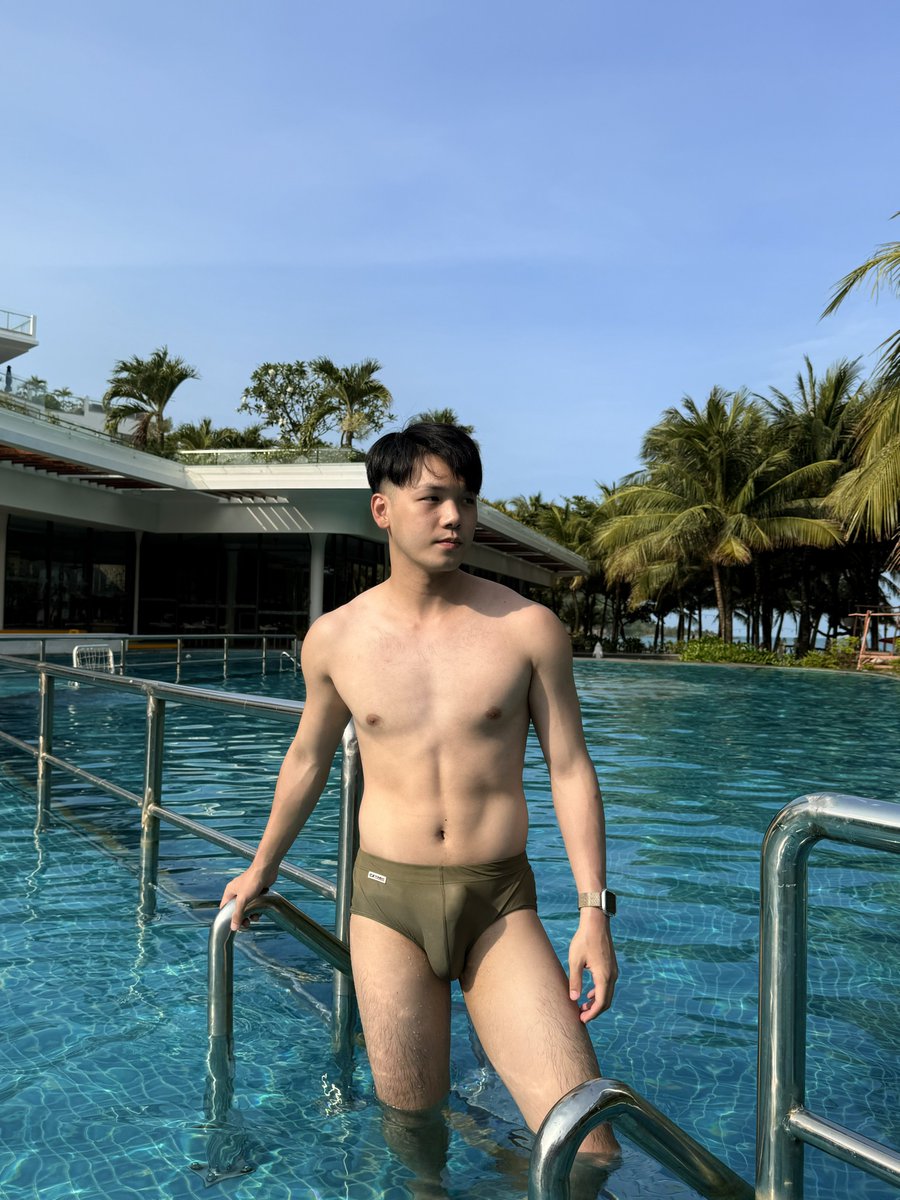 按讚的都是想脫我泳褲的