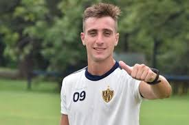 planetabohemio's tweet photo. ¿Te acordás de Julián Marcioni quién en su último paso por #Atlanta en 2022 hizo un solo gol contra Santamarina de Tandil?

Bueno, en estas 10 fechas es el goleador de la Primera Nacional con 5 goles.

¡Qué suerte para la desgracia! https://t.co/NZjsIxcMIH