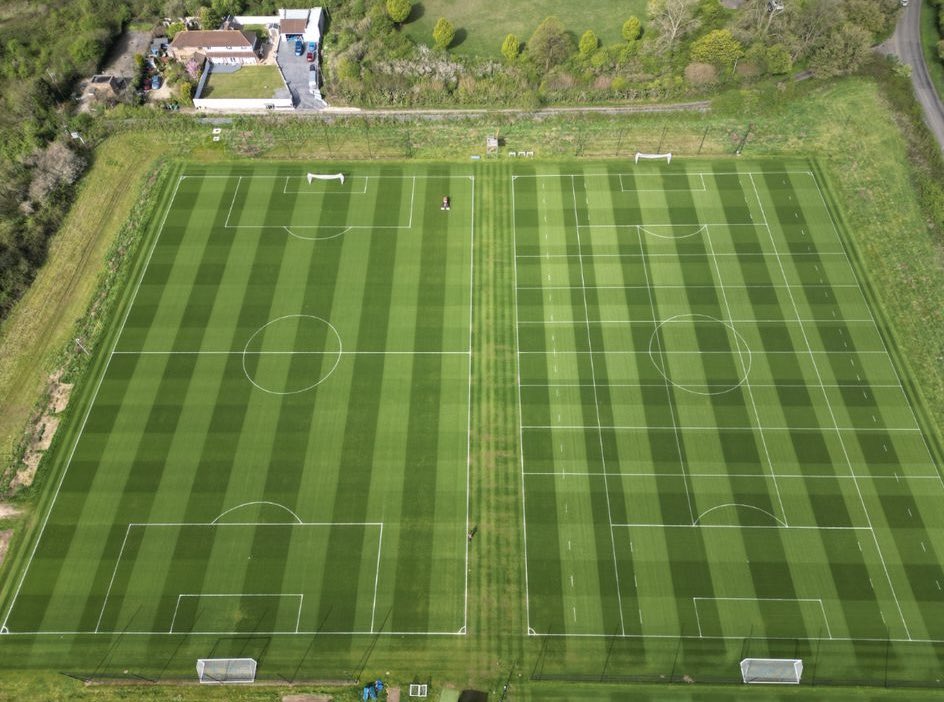 Nugget (@nathanwilts2001) on Twitter photo Couple of Drone shots of The Quarters earlier today! 🌱
<a href="/Official_BRFC/">Bristol Rovers</a>
<a href="/PremierPitches/">Premier Pitches</a>
<a href="/MJAbbottLtd/">MJ Abbott Ltd</a> Couple of Drone shots of The Quarters earlier today! 🌱
<a href="/Official_BRFC/">Bristol Rovers</a>
<a href="/PremierPitches/">Premier Pitches</a>
<a href="/MJAbbottLtd/">MJ Abbott Ltd</a>