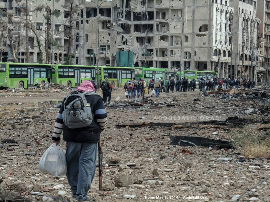 Yeşil otobüslerin yolcuları Suriyeye geri dönmekteler yanlız bu sefer mühendis, doktor, usta, uzman, saker olarak dõnmekteler.

Verimli dönüş