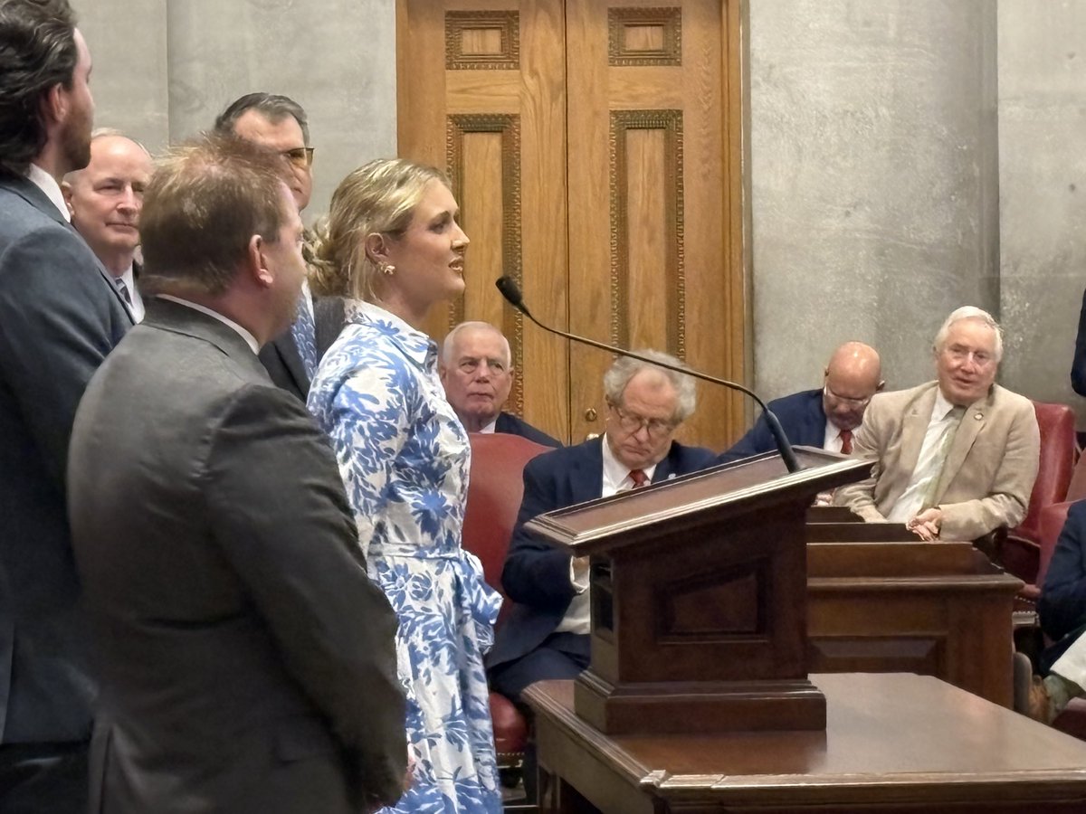 ChrisDavisMMJ's tweet image. The Tennessee House is honoring @Riley_Gaines_ this morning, who has gotten national attention for advocating against transgender athletes in women’s sports. 

Several House Democrats have stepped out of the chamber.