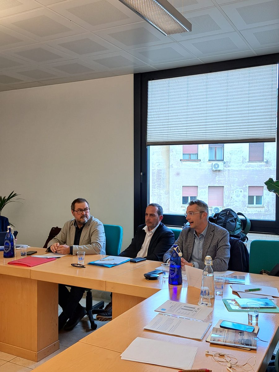 fai_cisl's tweet image. #17aprile, #pesca 🎣: con la presentazione della piattaforma sindacale, si sono aperte oggi a Roma le trattative per il rinnovo del #CCNL per gli addetti imbarcati su #natanti di #cooperative di pesca 2025-2028. 
📣 Fai, Flai e Uila Pesca: "Adoperarsi affinché cambi