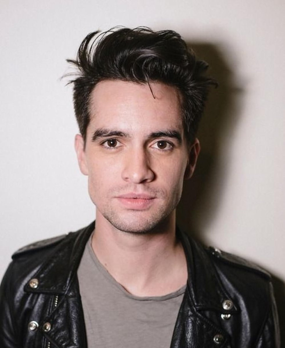 LilSnacks19's tweet photo. The Substance (2024) https://t.co/qldnB0gRgQ