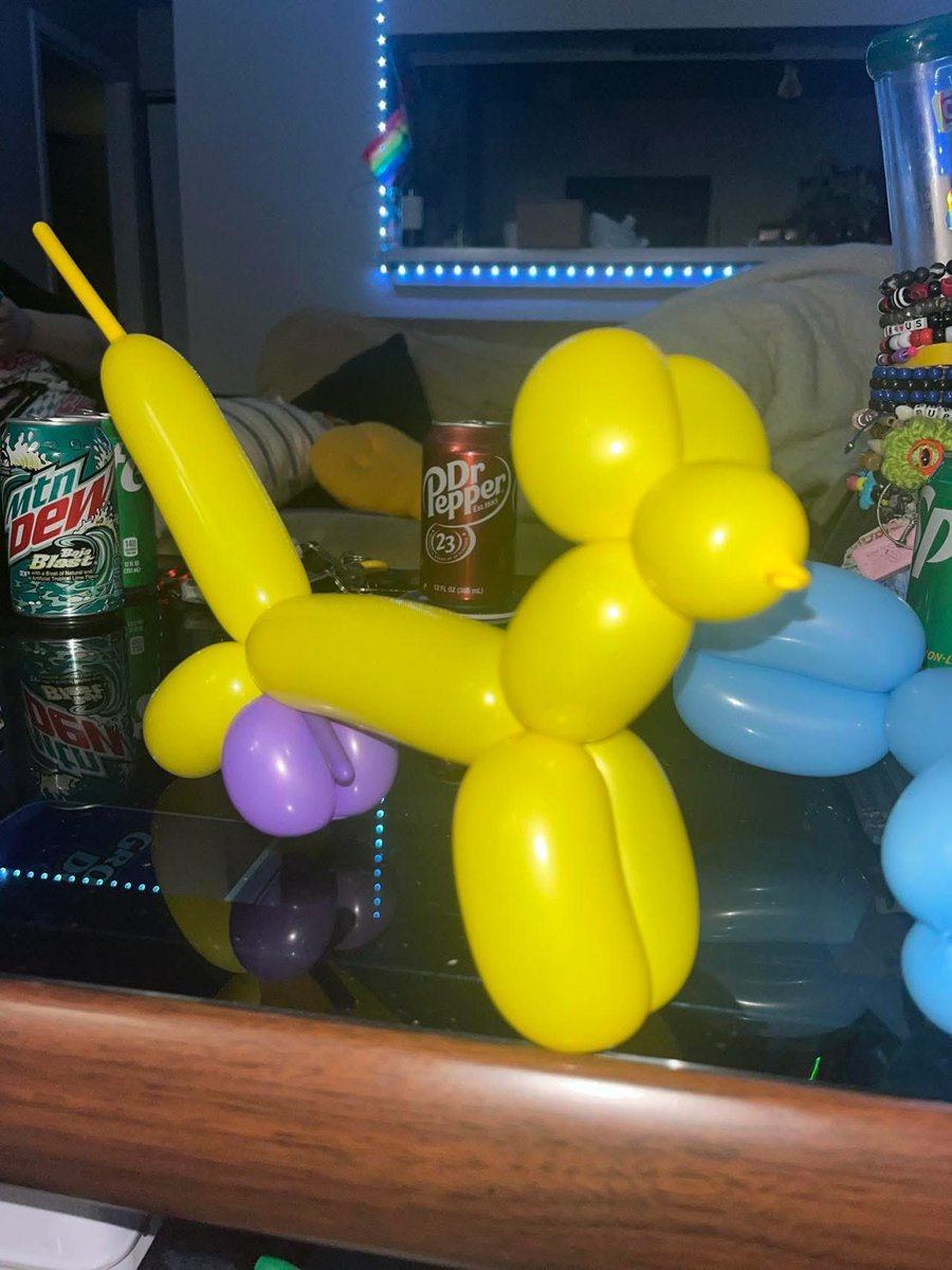 Mike Bong (@weirdbongs) on Twitter photo 