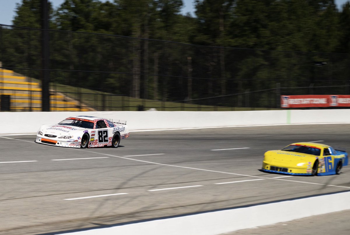 COMPCams's tweet image. Here’s a sneak peek of @taylorhull82's newest look in action at Cordele @cars_tour! 🔥 Stay tuned—we'll see more action in the next couple of weeks!
#CarsTour #Edelbrockperformance #FASTperformance #COMPperformance