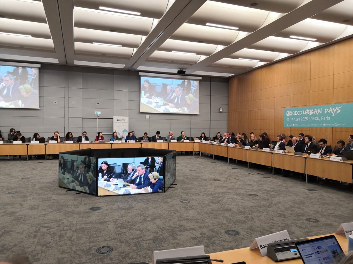 uclg_org's tweet image. 🏙️Journées urbaines de @OECD_local

Maire d'Indre @BERTHELOTAntho7 porte la voix des #collterr pour @NantesMetropole et @uclg_org, rappelant que le financement coordonnée et en coopération démultiplient l'impact des innnovations locales

📍RDV #FfD4 à @Ayto_Sevilla le 30 juin