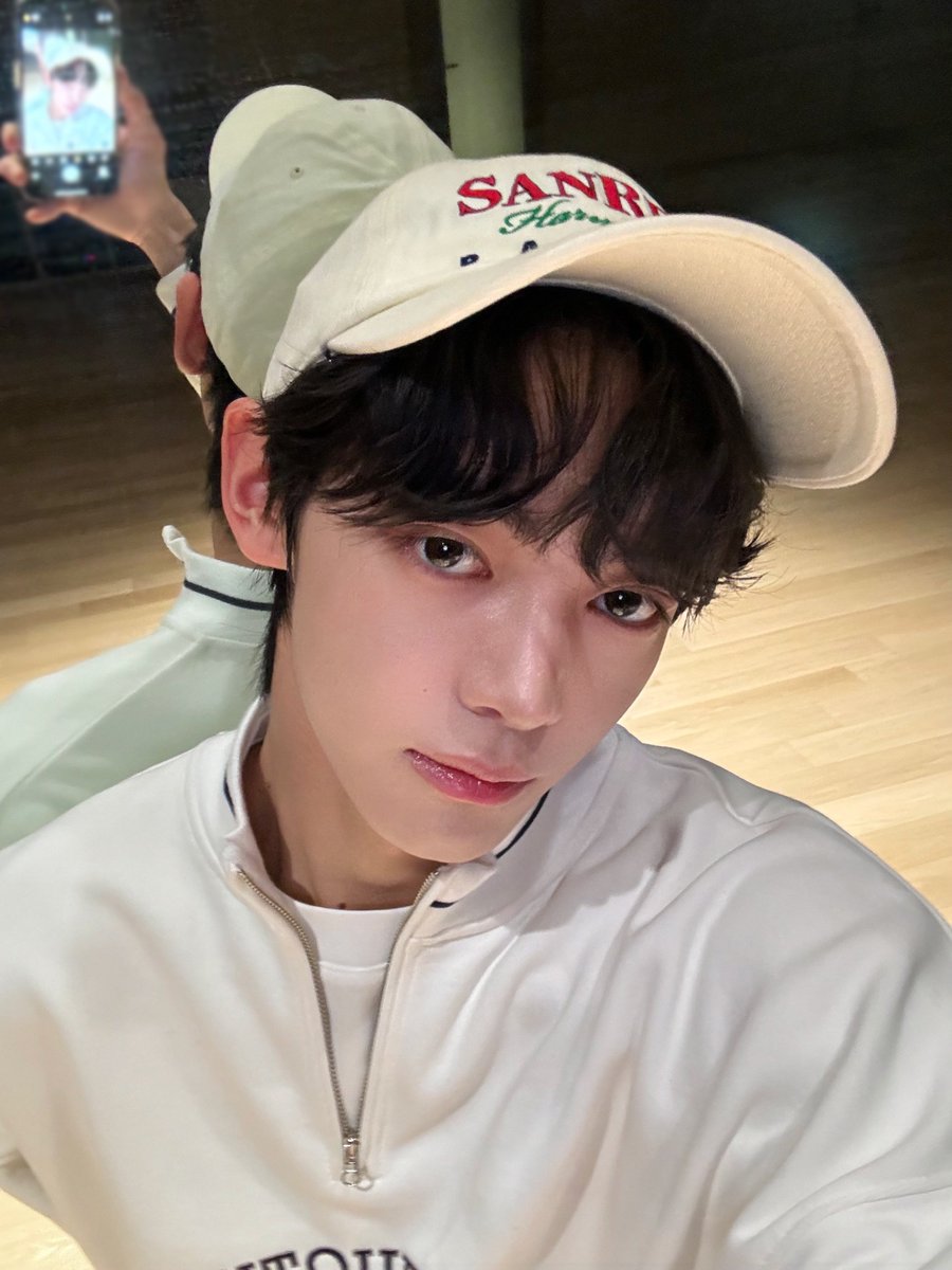0105_hj's tweet photo. 240418 TWS Weverse

한진 포스트

#투어스 #TWS #한진 #HANJIN #韩振 #ハンジン https://t.co/mHb73lll1N
