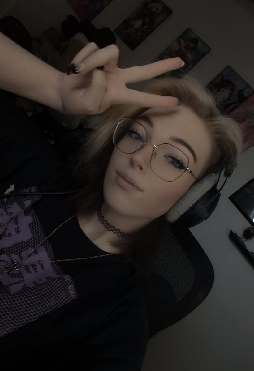 FailishTV's tweet image. We are LIVE raising money for @HopeForTheDay , an organization focused around mental health and suicide prevention

Watermelon
Cucumber
Giveaways
I got them all today

twitch.tv/Failish

#charitystream #HFTD 

it's OK not to be OK 💕