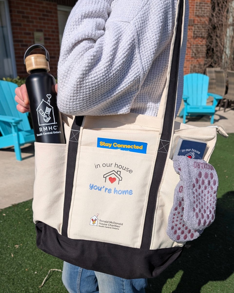 Ronald McDonald House is a home away from home for families with a child staying at McMaster Children's Hospital. Upon check-in, they receive a thoughtful welcome bag packed with essentials. Check out the logo created by Allegra. 💙 #RMHCSCO #GivingBack