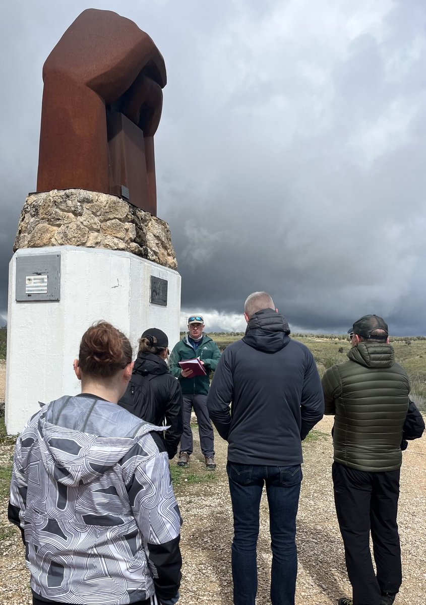 sean_f_scullion's tweet photo. What a great week guiding an excellent group around battlefields of the #spanishcivilwar ! Back to #Blighty now! ¡Felices pascuas! Happy Easter!
#GuerraCivilEspañola #continuingthefight #internationalbrigades #brunete #Jarama #CiudadUniversitaria #GranVia #atocha #PalacioReal https://t.co/z9DQdhsM3d